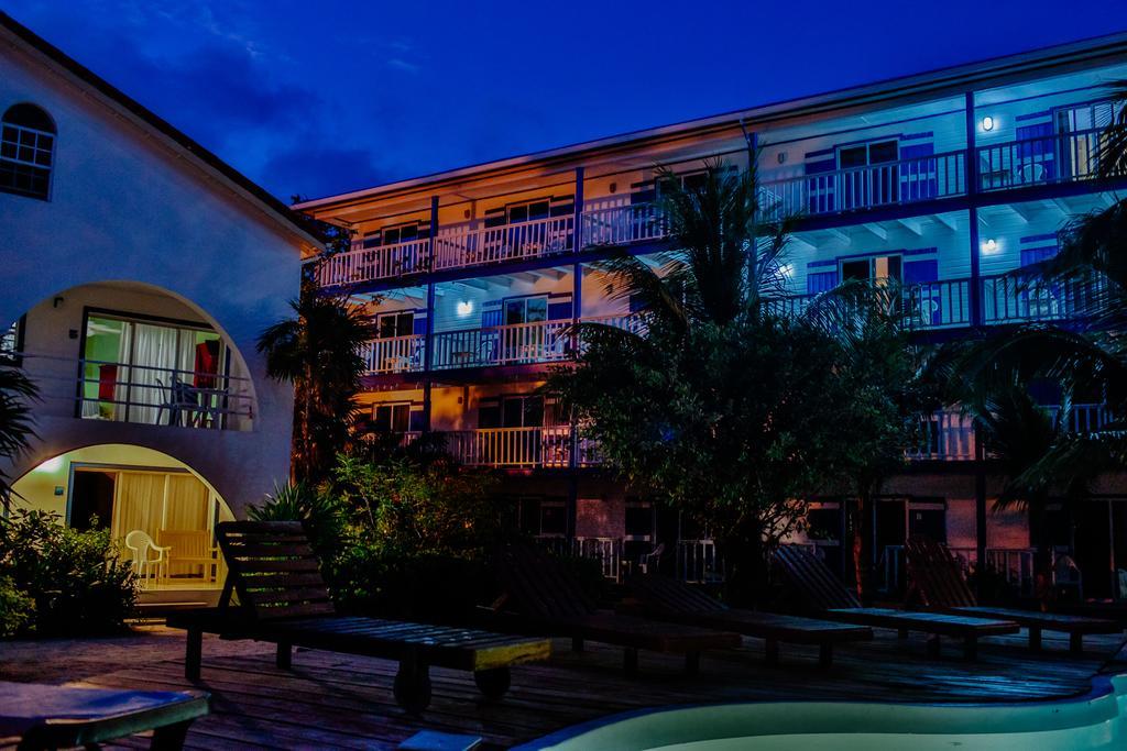 סן פדרו Caribbean Villas Hotel מראה חיצוני תמונה